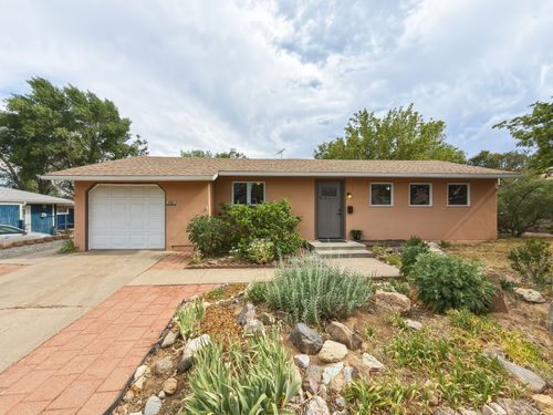 1063 Pinon Loop, Los Alamos, NM, 87544-2961 | Card Image