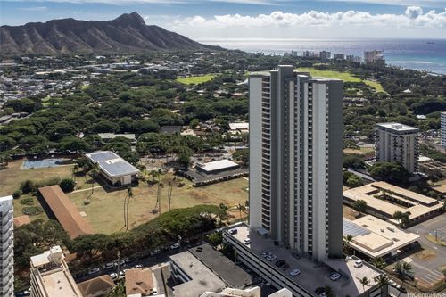 apt-103-2600 Pualani Way, Honolulu, HI, 96815-3937 | Card Image