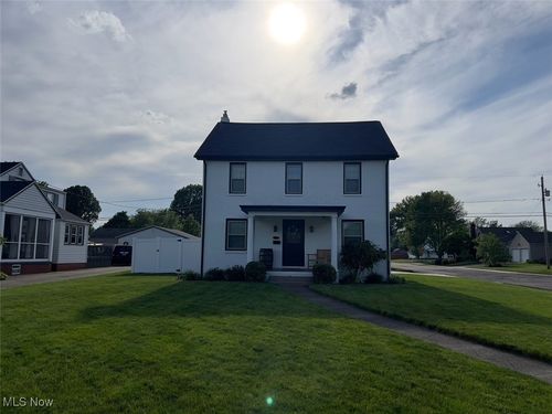 1103 Manor Ave Sw, Canton, OH, 44710-1223 | Card Image