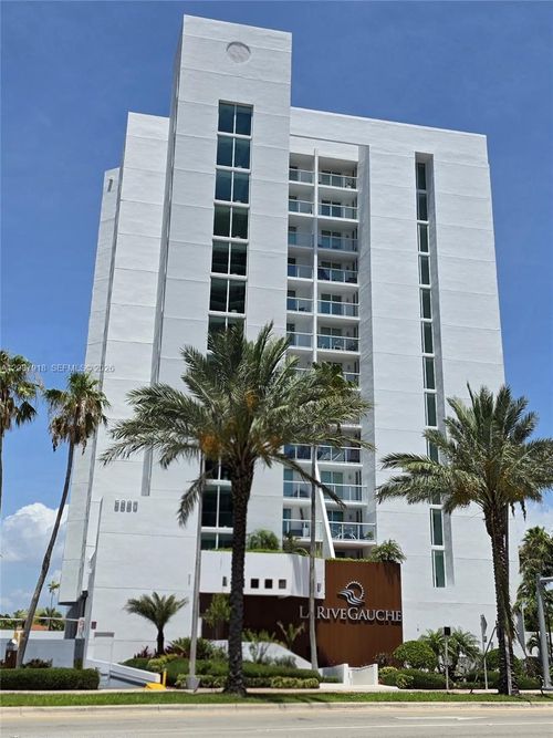 302-5880 Collins Ave, Miami Beach, FL, 33140-2201 | Card Image