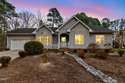 669 Chelsea Dr, Sanford, NC, 27332-8587 | Card Image