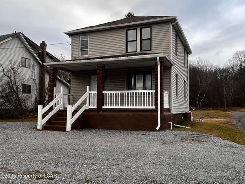 72 Foster Ave, Freeland, PA, 18224-3301 | Card Image