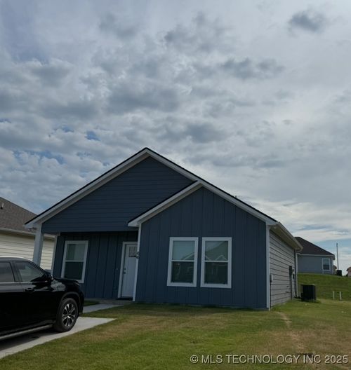 44 Middle Street, Durant, OK, 74701 | Card Image