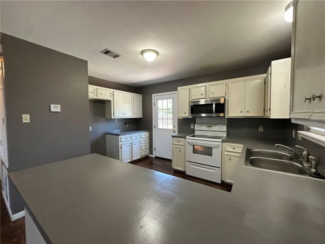 406 Bayview Blvd, House other with 3 bedrooms, 2 bathrooms and 2 parking in Portland TX | Image 10