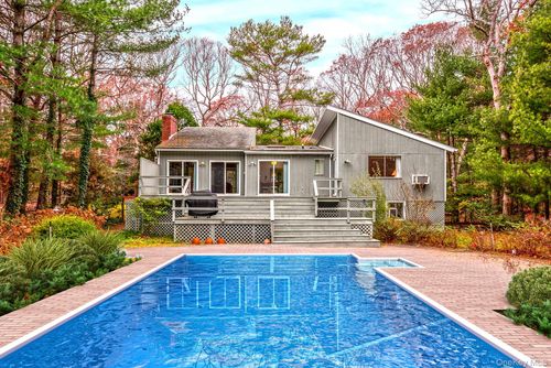 41 Woodpink Dr, East Hampton, NY, 11937-1072 | Card Image