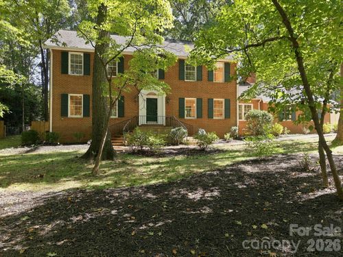 321 Camelot Dr, Salisbury, NC, 28144-9415 | Card Image