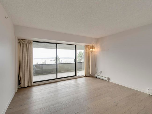 60 - 2212 Folkestone Way, Condo with 2 bedrooms, 2 bathrooms and 2 parking in West Vancouver BC | Image 22