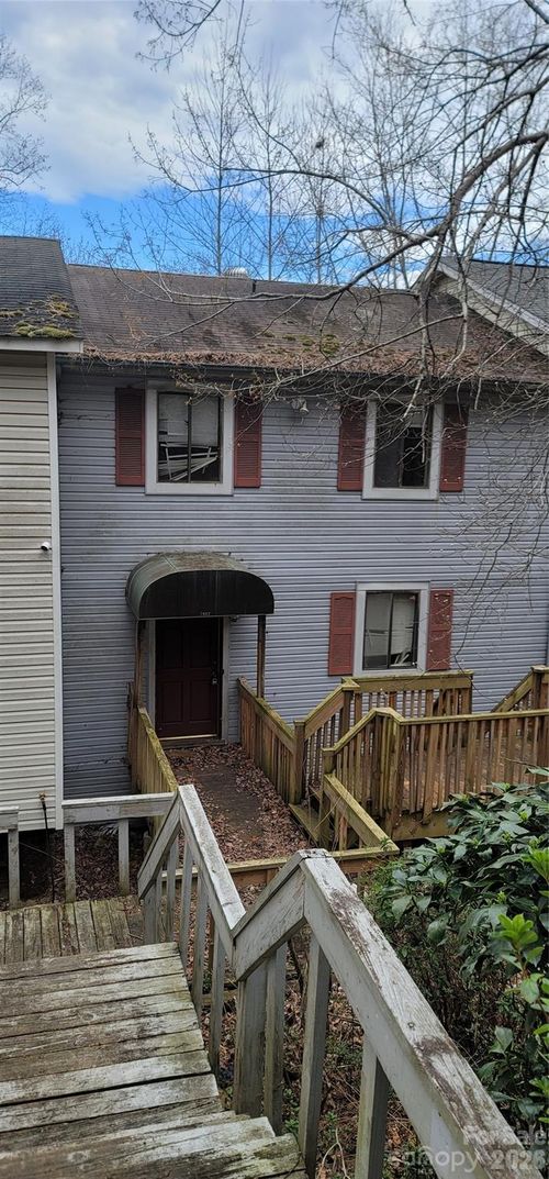 7882 Kinglet Rd, Connelly Springs, NC, 28612-7113 | Card Image