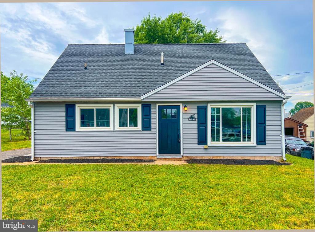 Cypress St, Middletown, PA 17057