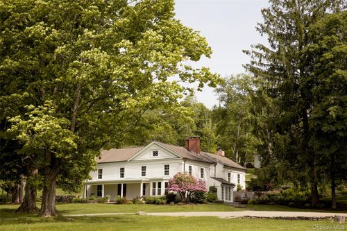 809 Quaker Hill Rd, Pawling, NY, 12564-3437 | Card Image