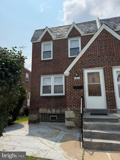 1810 Benson St, PHILADELPHIA, PA, 19152-2318 | Card Image