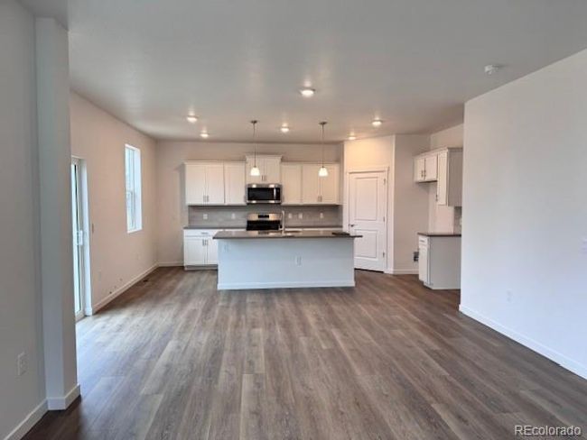 18328 Prince Hill Cir, House other with 4 bedrooms, 3 bathrooms and 2 parking in Parker CO | Image 5