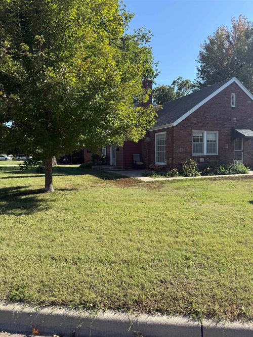 1901 George Washington Blvd, Wichita, KS, 67218-3949 | Card Image