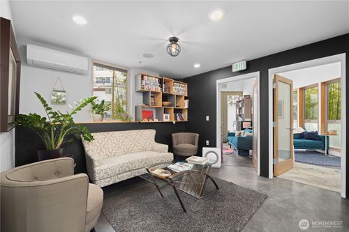 2331 E Madison St, Seattle, WA, 98112-5416 | Card Image
