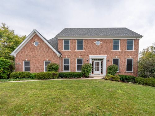 26w185 Meadowview Ct, Wheaton, IL, 60187-1311 | Card Image