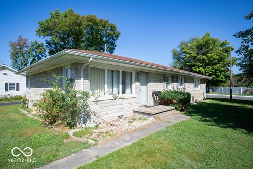 104 Meadow Ln, North Vernon, IN, 47265-1032 | Card Image