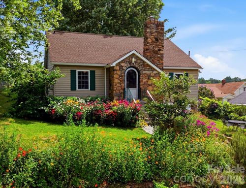 108 Patton Ave, Canton, NC, 28716-3866 | Card Image