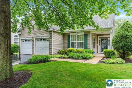 2043 Sydney Ln, Macungie, PA, 18062-8010 | Card Image