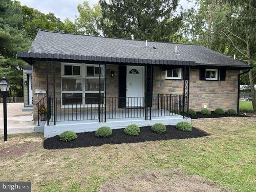 37 E Clayton Ave, CLAYTON, NJ, 08312-1903 | Card Image