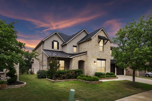 9121 Pecan Woods Trl, Lantana, TX, 76226-2627 | Card Image