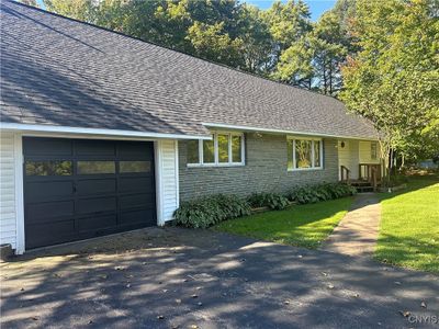 5792 E Seneca Turnpike, House other with 4 bedrooms, 2 bathrooms and null parking in Onondaga NY | Image 1