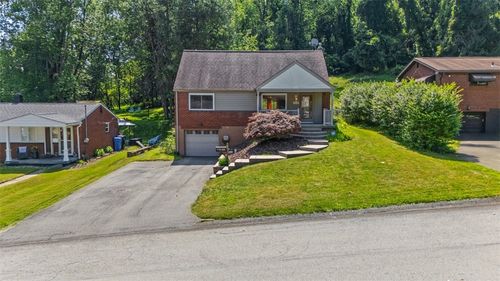 14130 Torie Dr, North Huntingdon, PA, 15642-5101 | Card Image