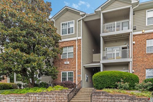 apt-204-2025 Woodmont Blvd, Nashville, TN, 37215-1563 | Card Image
