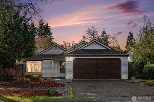 9103 183rd Avenue Ne, Redmond, WA, 98052 | Card Image