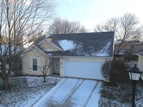 3563 Frenchpark Dr, Columbus, OH, 43231-7327 | Card Image