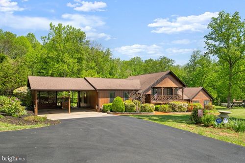 14945 Lee Hwy, AMISSVILLE, VA, 20106-4232 | Card Image