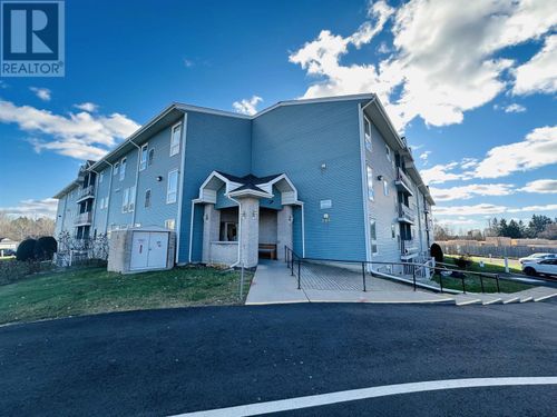 800 Gordon St, Thunder Bay, ON, P7E6N8 | Card Image