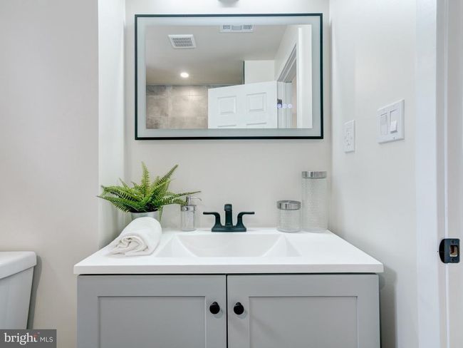 2010 E Dauphin St, Townhouse with 3 bedrooms, 3 bathrooms and null parking in PHILADELPHIA PA | Image 21
