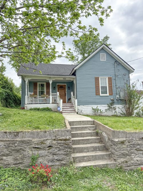 403 W 13th St, Columbia, TN, 38401-3621 | Card Image