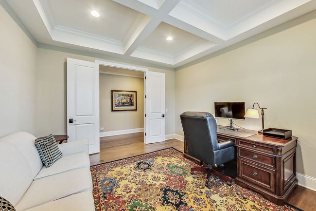 2811 Parkside Cir, House other with 3 bedrooms, 3 bathrooms and 2 parking in Glenview IL | Image 21