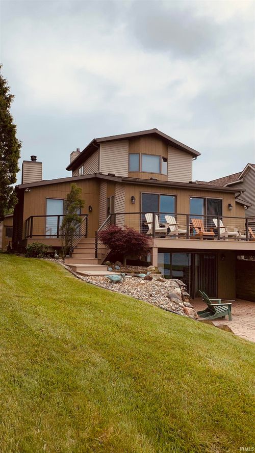 500 E Medusa Street, Syracuse, IN, 46567 | Card Image