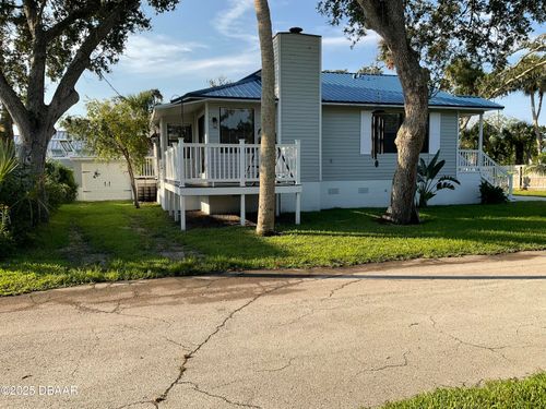 105 Mcdonald St, South Daytona, FL, 32119-3001 | Card Image