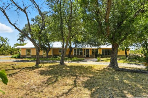 6719 State Highway 55, Uvalde, TX, 78801-6710 | Card Image