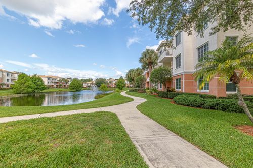 6101 Myrtlewood Cir W, Palm Beach Gardens, FL, 33418-6738 | Card Image