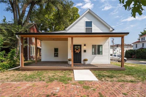 1346 Vermont St, Lawrence, KS, 66044-3482 | Card Image