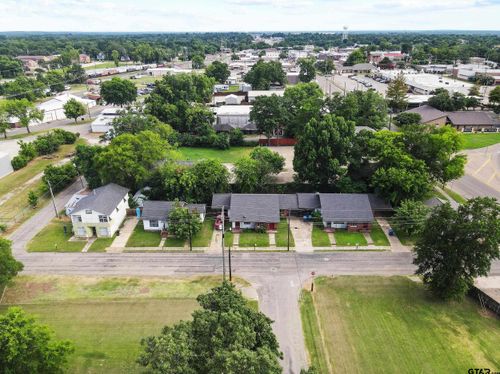 104-110/204 E 9th, Mt Pleasant, TX, 75455 | Card Image