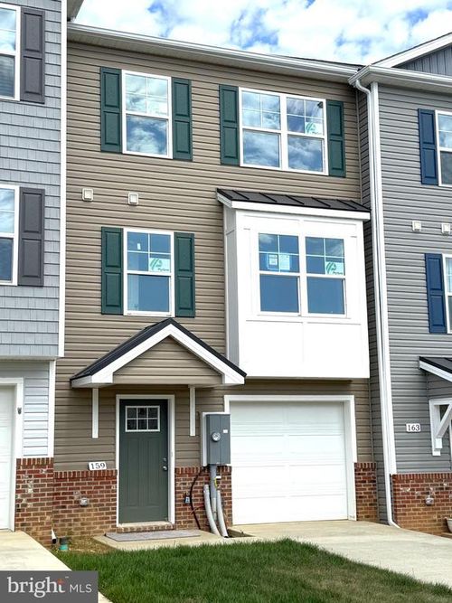 159 Olga Dr, MARTINSBURG, WV, 25403-1838 | Card Image