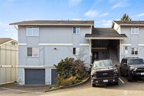 apt-17-700 Ford Ave, Snohomish, WA, 98290-2469 | Card Image