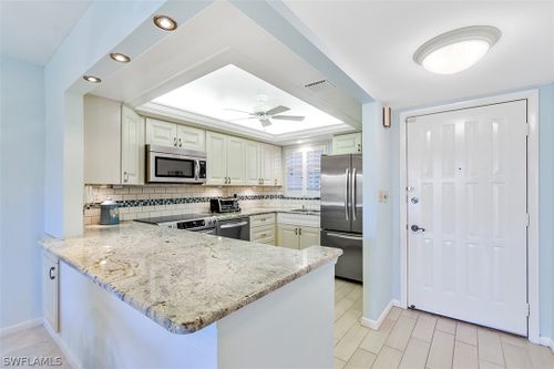 104-29 High Point Circle E, Naples, FL, 34103 | Card Image