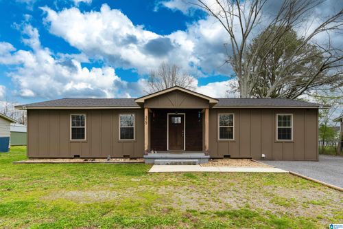329 Henry Dr, Cullman, AL, 35057-3240 | Card Image