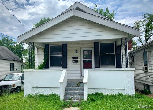 5811 Helen Ave, Jennings, MO, 63136-3626 | Card Image