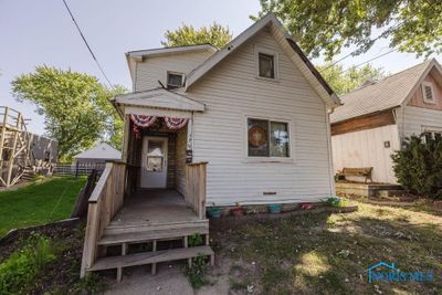 1705 Tracy Street, House other with 3 bedrooms, 2 bathrooms and null parking in Toledo OH | Image 2