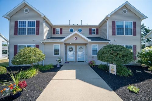 q2-4331 Berkley Pl, Hamburg, NY, 14075-1373 | Card Image