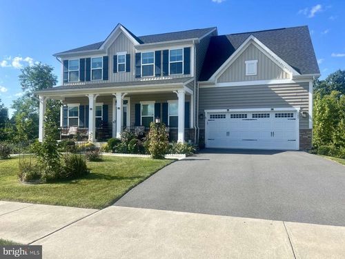 105 Cabbage White Dr, LAKE FREDERICK, VA, 22630-2209 | Card Image