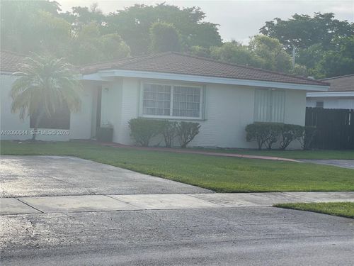 17300-17300 Sw 94th Ave, Palmetto Bay, FL, 33157-4458 | Card Image