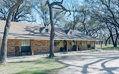 650 Highway 3200, Comanche, TX, 76442-7126 | Card Image
